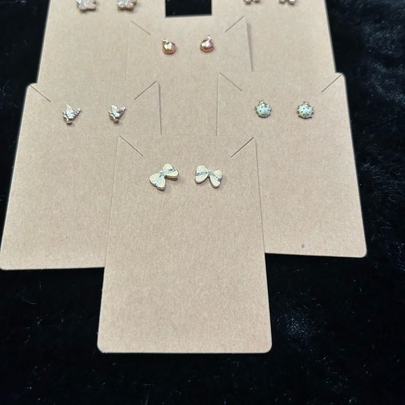 Set of 6 Assorted Stud Earrings – Novelty & Gemstone-Inspired Designs - Picture 8 of 10